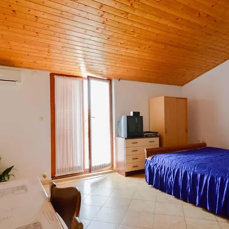 Apartment Valbandon 4 Apartmán *