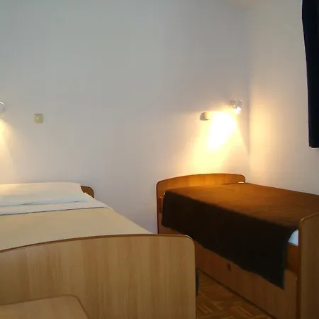 Apartment Valbandon 4 Apartmán *